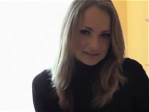 Quest For orgasm - Ivana Sugar studies her deep south